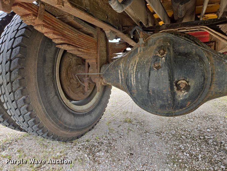 image for item DR3885 1970 Ford F750 dump truck