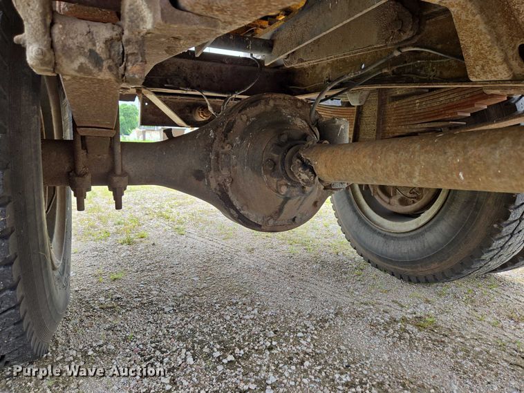 image for item DR3885 1970 Ford F750 dump truck