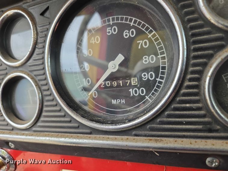 image for item DR3885 1970 Ford F750 dump truck