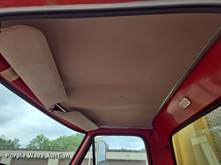 image for item DR3885 1970 Ford F750 dump truck