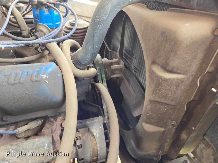 image for item DR3885 1970 Ford F750 dump truck