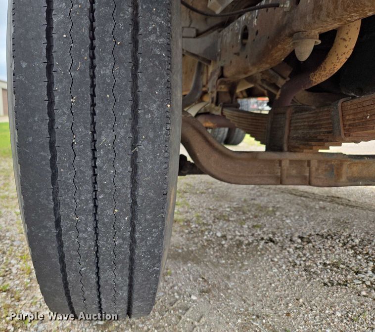 image for item DR3885 1970 Ford F750 dump truck