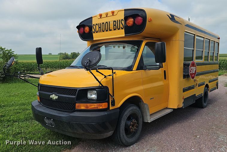 image for item DR3914 2009 Chevrolet Express school bus