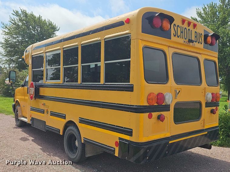 image for item DR3914 2009 Chevrolet Express school bus