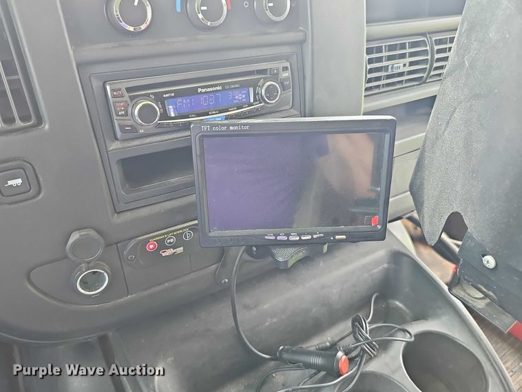 image for item DR3914 2009 Chevrolet Express school bus