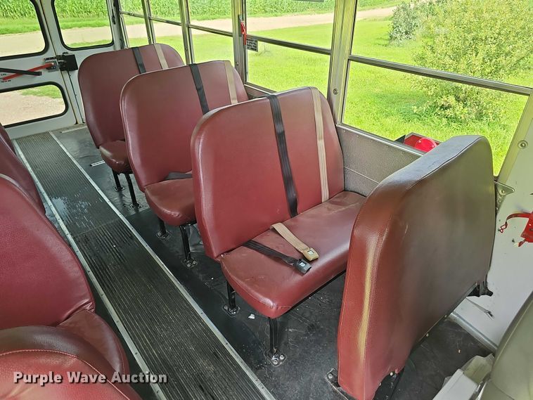 image for item DR3914 2009 Chevrolet Express school bus