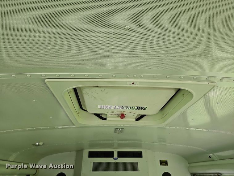 image for item DR3914 2009 Chevrolet Express school bus