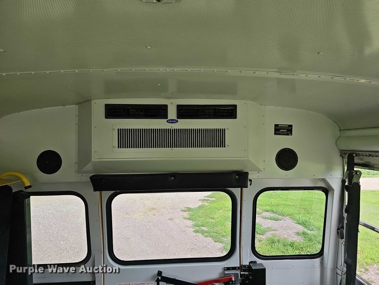 image for item DR3914 2009 Chevrolet Express school bus