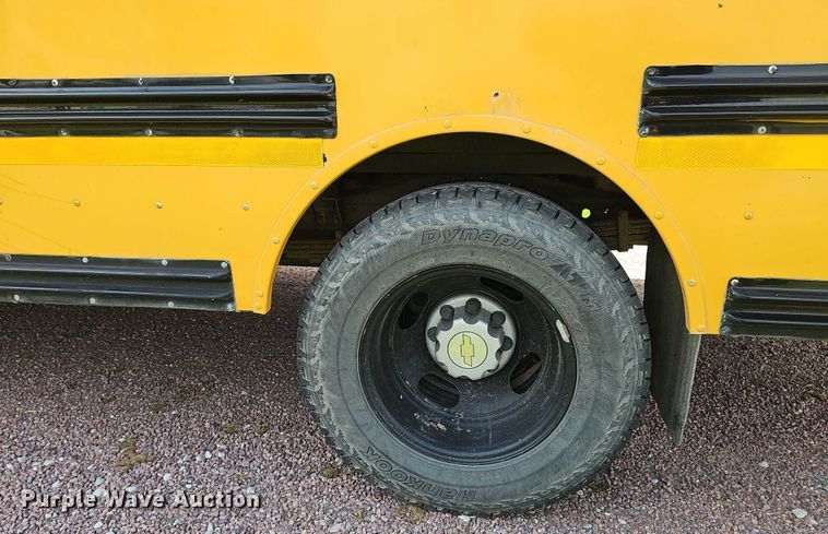 image for item DR3914 2009 Chevrolet Express school bus