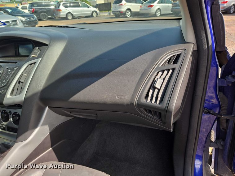 image for item DT4950 2014 Ford Focus 