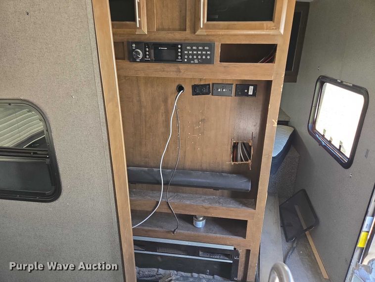 image for item DT7241 2020 Forest River Rockwood camper