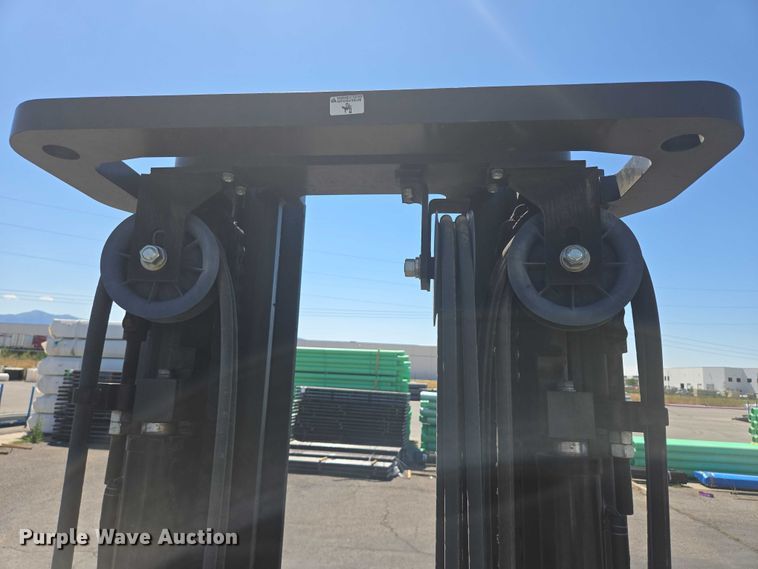 image for item DT7244 2015 Nissan PF110YLP forklift