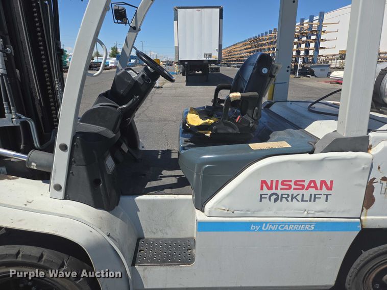 image for item DT7244 2015 Nissan PF110YLP forklift