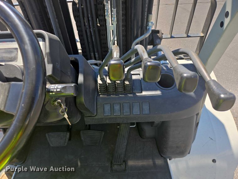 image for item DT7244 2015 Nissan PF110YLP forklift