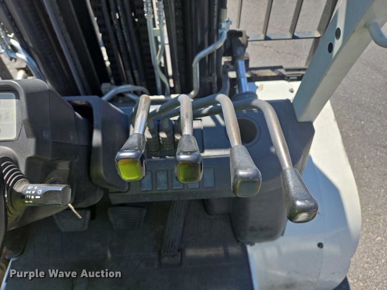 image for item DT7244 2015 Nissan PF110YLP forklift