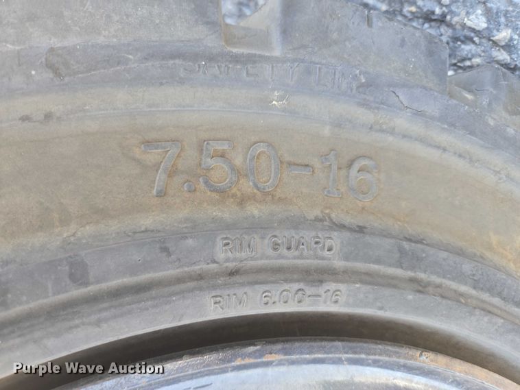 image for item DT7244 2015 Nissan PF110YLP forklift