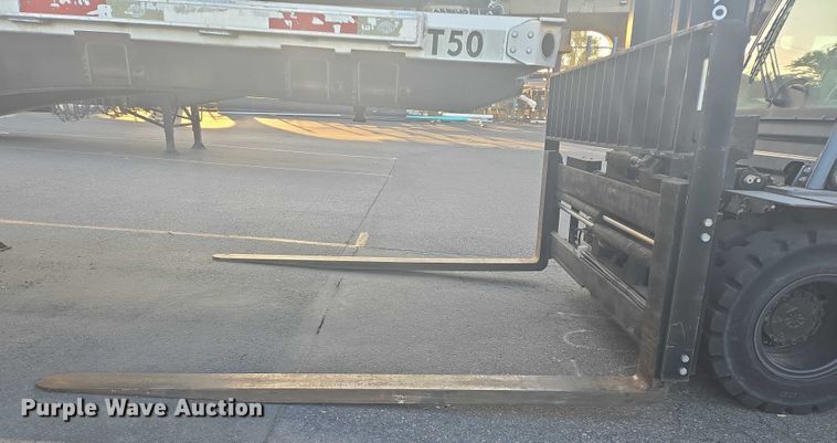 image for item DT7245 2015 Toyota 8FD80U forklift