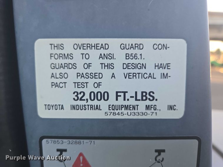 image for item DT7245 2015 Toyota 8FD80U forklift