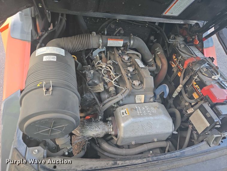 image for item DT7245 2015 Toyota 8FD80U forklift