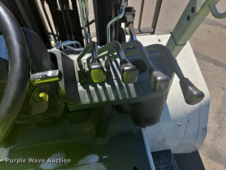 image for item DT7246 2015 Nissan PF80YLP forklift