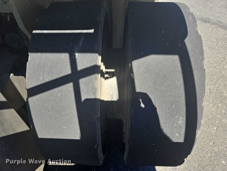 image for item DT7246 2015 Nissan PF80YLP forklift