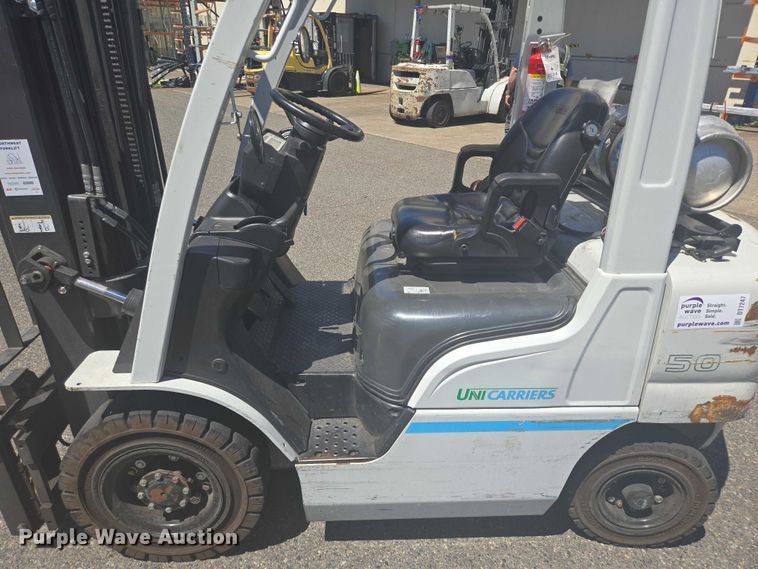 image for item DT7247 2017 UniCarriers PF50 forklift