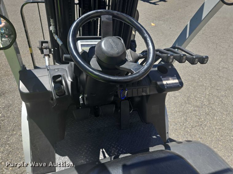 image for item DT7247 2017 UniCarriers PF50 forklift