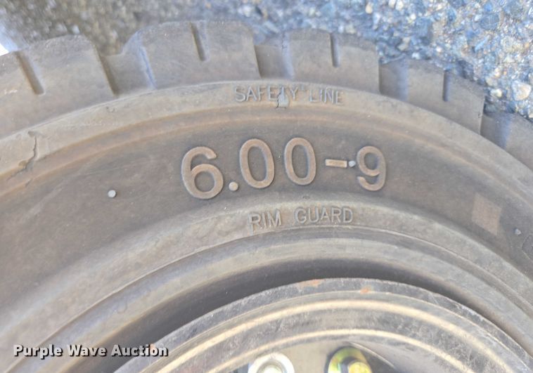 image for item DT7247 2017 UniCarriers PF50 forklift