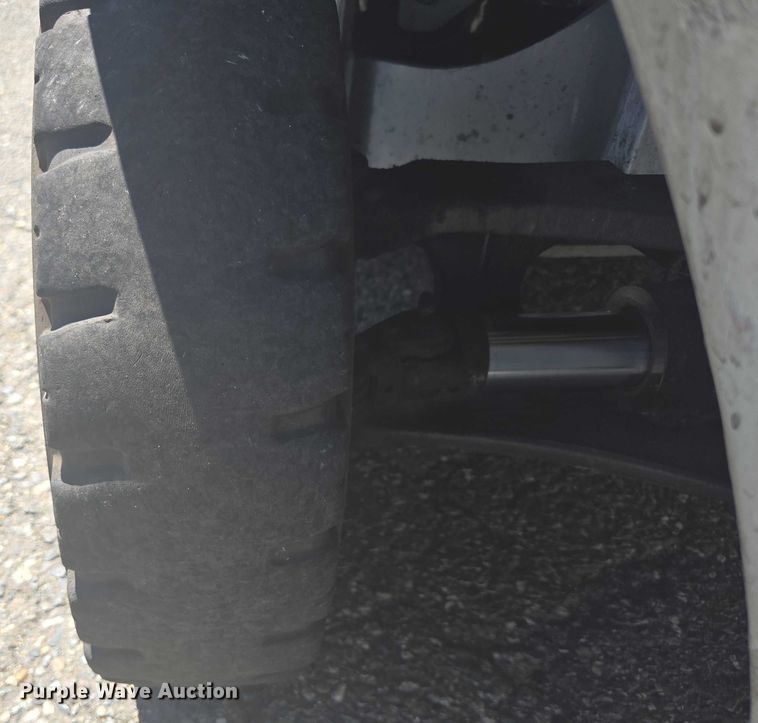 image for item DT7247 2017 UniCarriers PF50 forklift