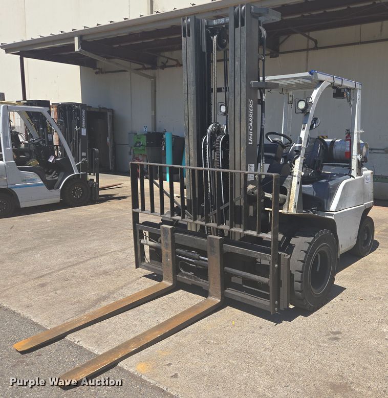 MONTACARGAS 2016 UNICARRIERS PF90YLP