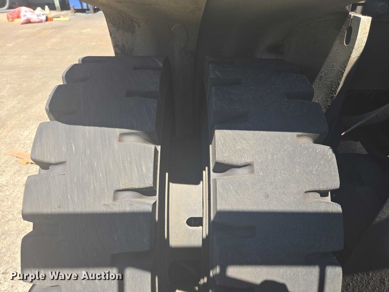 image for item DT7248 2016 UniCarriers PF90YLP forklift