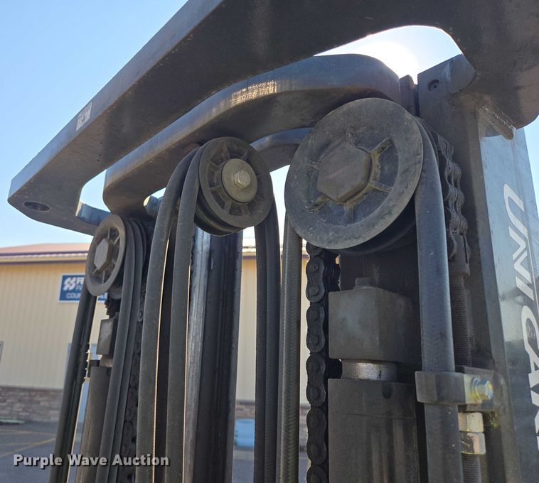 image for item DT7249 2015 UniCarriers PF70 forklift