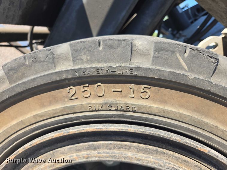 image for item DT7249 2015 UniCarriers PF70 forklift