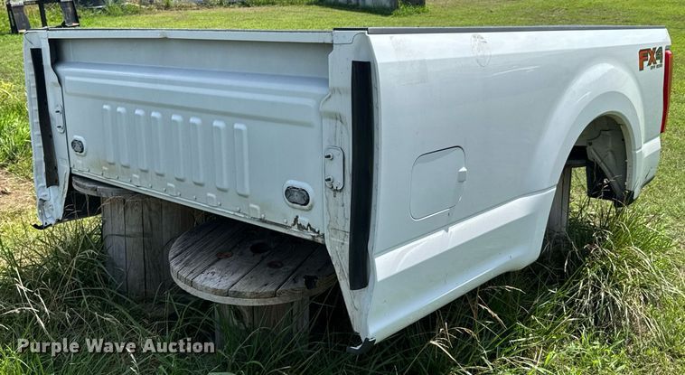 image for item DU9341 Pickup truck bed