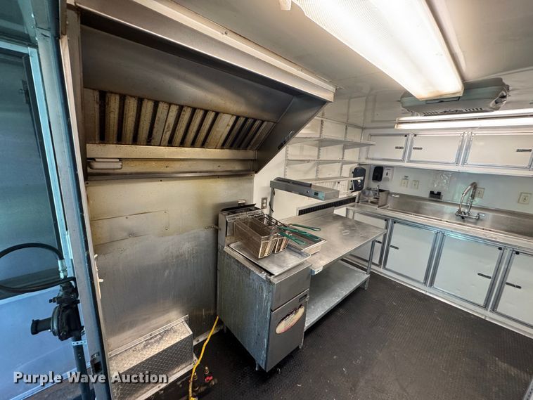 image for item DU9346 2018 Salvation Trailers food trailer