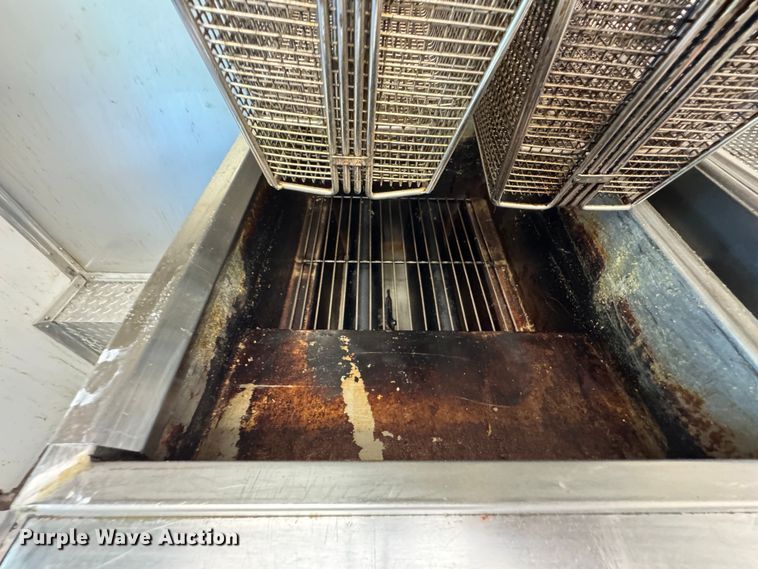 image for item DU9346 2018 Salvation Trailers food trailer