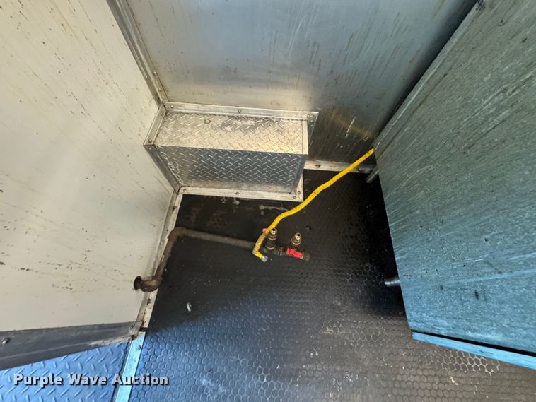 image for item DU9346 2018 Salvation Trailers food trailer