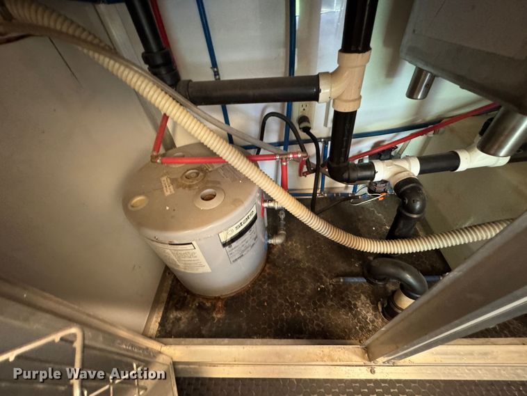 image for item DU9346 2018 Salvation Trailers food trailer