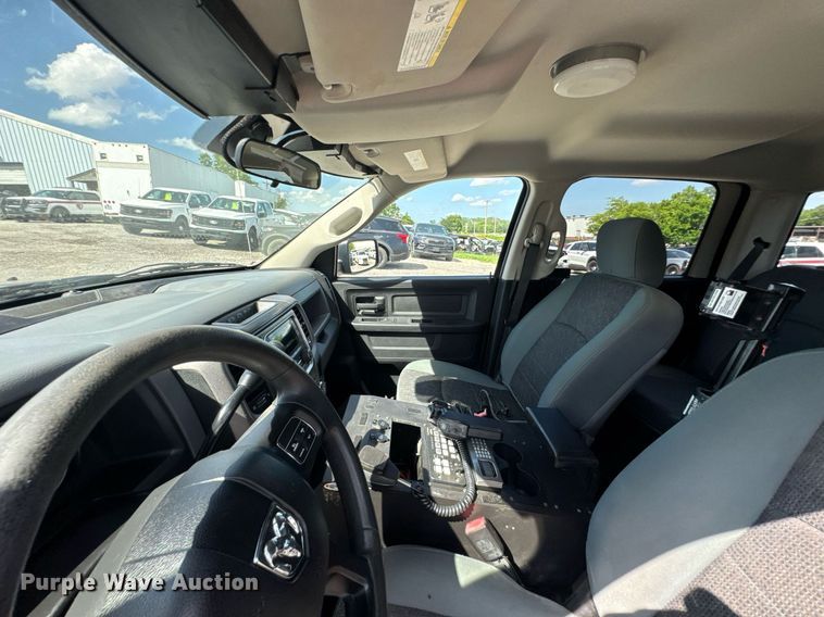 image for item DU9945 2016 Dodge Ram 1500  Crew Cab pickup truck