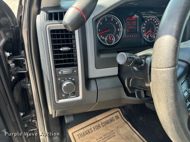 image for item DU9945 2016 Dodge Ram 1500  Crew Cab pickup truck