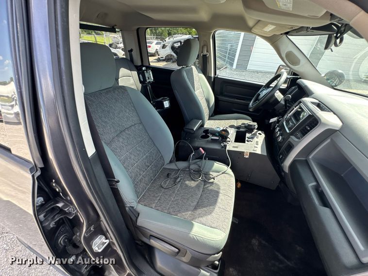 image for item DU9945 2016 Dodge Ram 1500  Crew Cab pickup truck