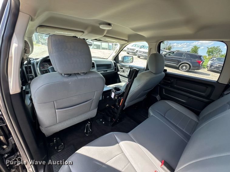 image for item DU9945 2016 Dodge Ram 1500  Crew Cab pickup truck