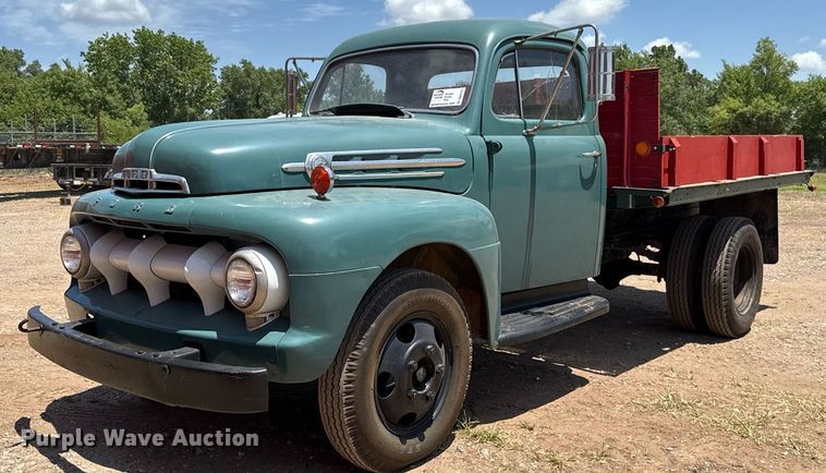 1952 Ford F40 Dump Flatbed Truck VIN: F4R2KC12182 Lot: 999304082