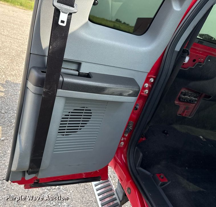 image for item DW5134 2015 Ford F350 Super Duty SuperCab pickup truck cab and chassis