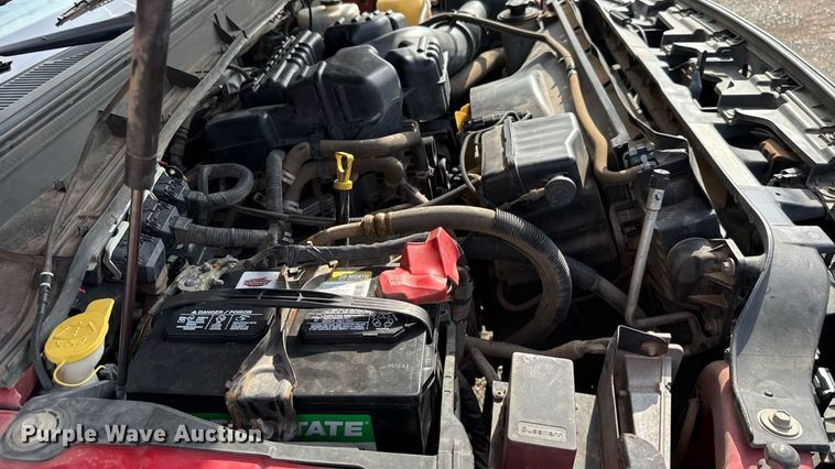 image for item DW5134 2015 Ford F350 Super Duty SuperCab pickup truck cab and chassis