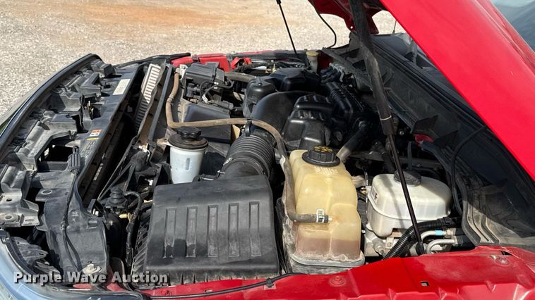 image for item DW5134 2015 Ford F350 Super Duty SuperCab pickup truck cab and chassis