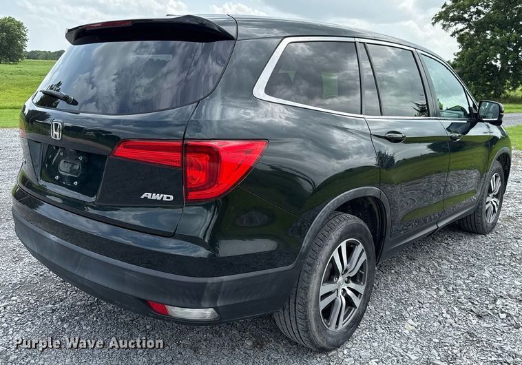 image for item DW5136 2016 Honda Pilot  SUV