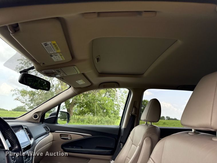 image for item DW5136 2016 Honda Pilot  SUV