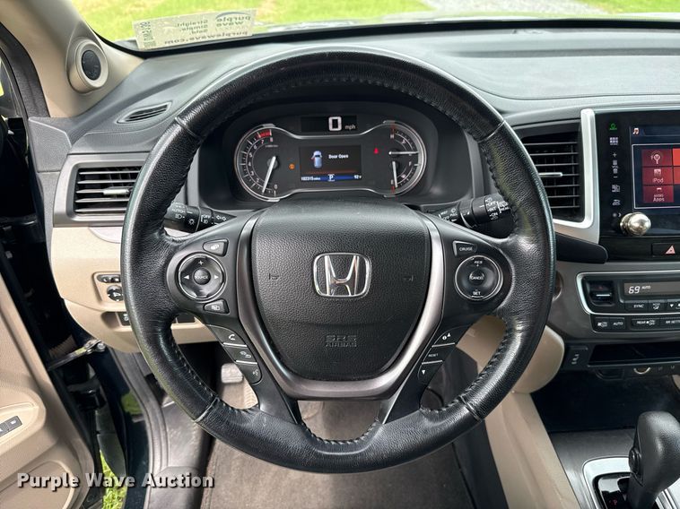 image for item DW5136 2016 Honda Pilot  SUV