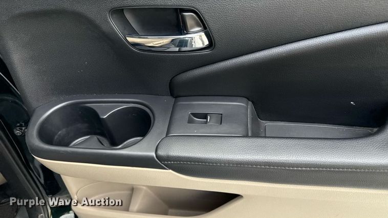 image for item DW5136 2016 Honda Pilot  SUV